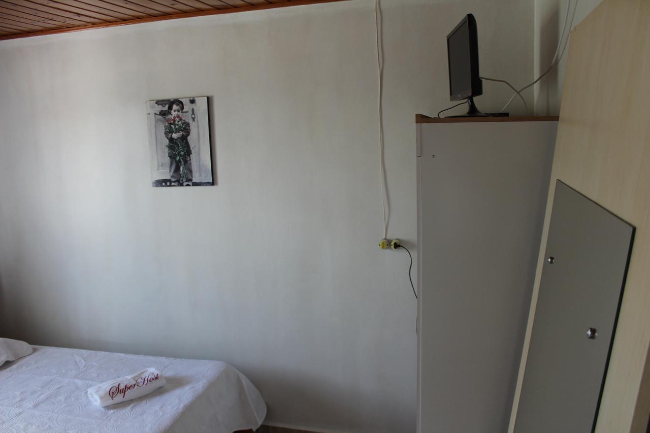 Edicula Fundos Apartman Jordãozinho Kültér fotó